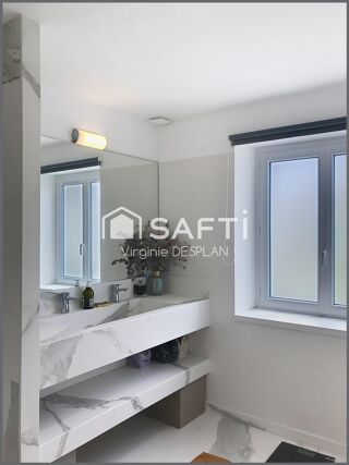  Appartement  vendre 6 pices 220 m