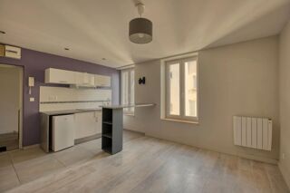  Immeuble à vendre 180 m²