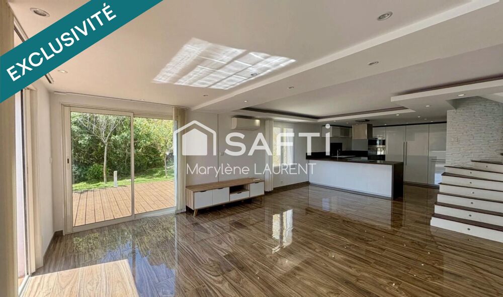 Maison mitoyenne de 80 m2 en co propriété avec une autre également a la vente