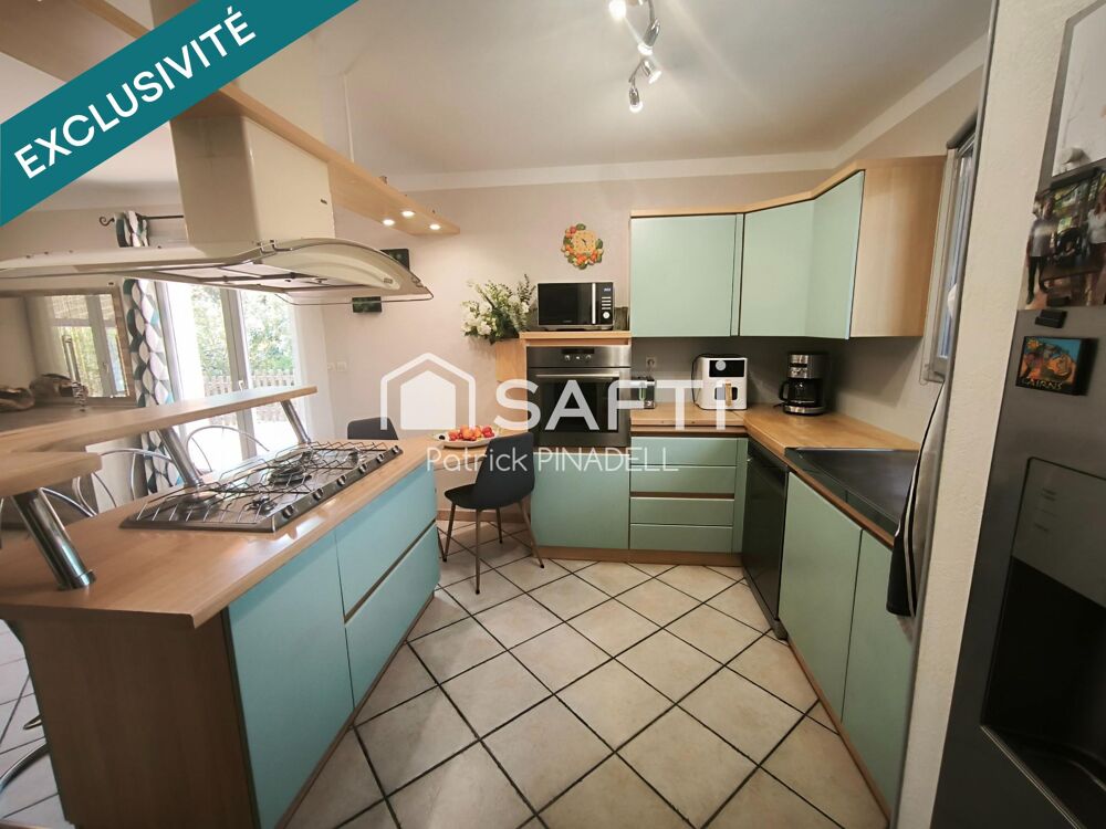Vente Maison Maison d'habitation plain pieds de type T5 de 120m², 4 chambres, une salle de bain, 2 wc, jardin, véranda de 32m², garage Cassagnes