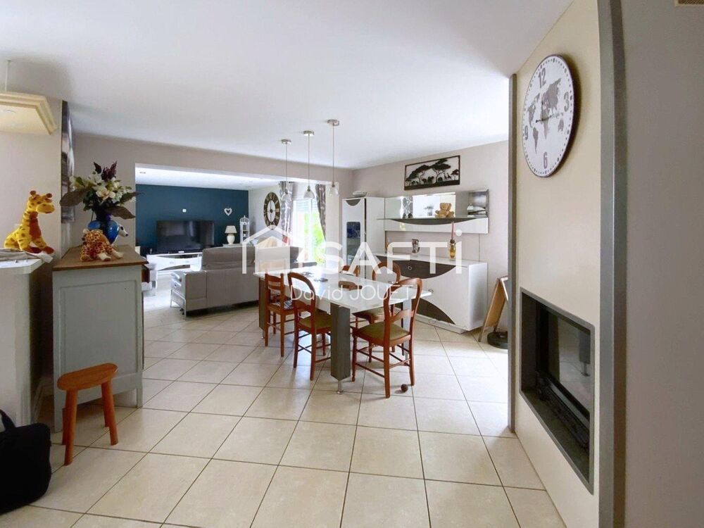 Vente Maison CHARMANTE MAISON 5 CHAMBRES 133m² AVEC PISCINE Brehan