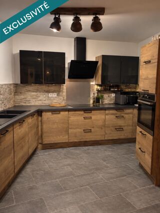  Maison à vendre 10 pièces 278 m²