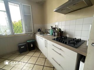 Vente Maison Maison avec 500 m² de dépendances sur un terrain clos Authon