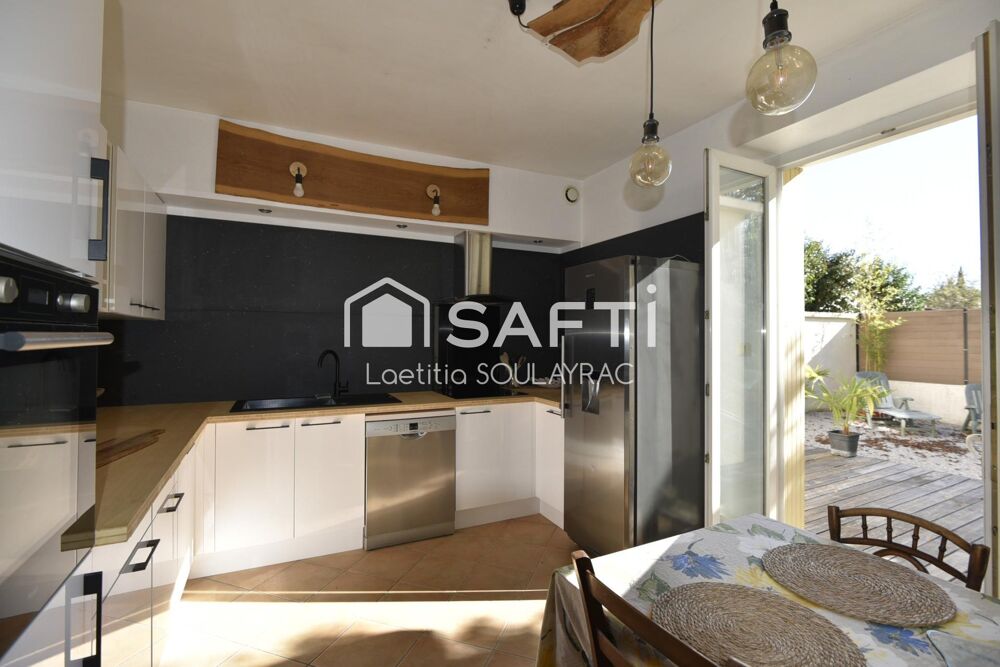 Vente Maison Maison proche centre 162 m² avec garage et jardin. Castres