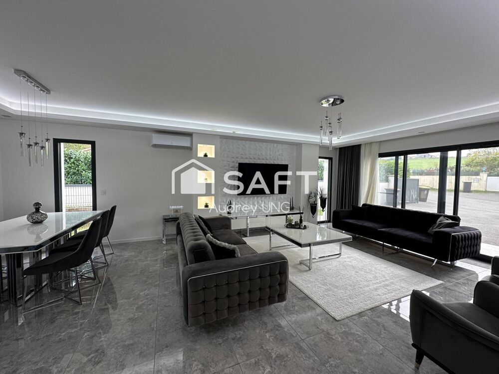 Vente Maison Maison récente de 143 m² avec piscine – Environnement calme à Croignon Creon