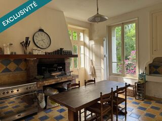  Maison à vendre 15 + pièces 395 m²