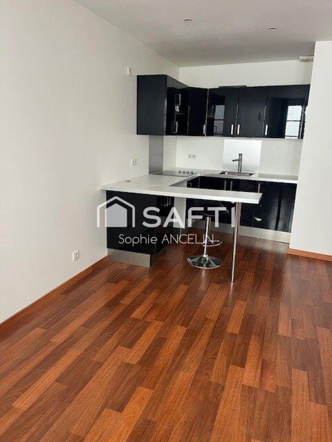   � LOUER � T2 COSY EN PLEIN C�UR DE COGNAC Appartement - 2 pi�ce(s) - 42 m�