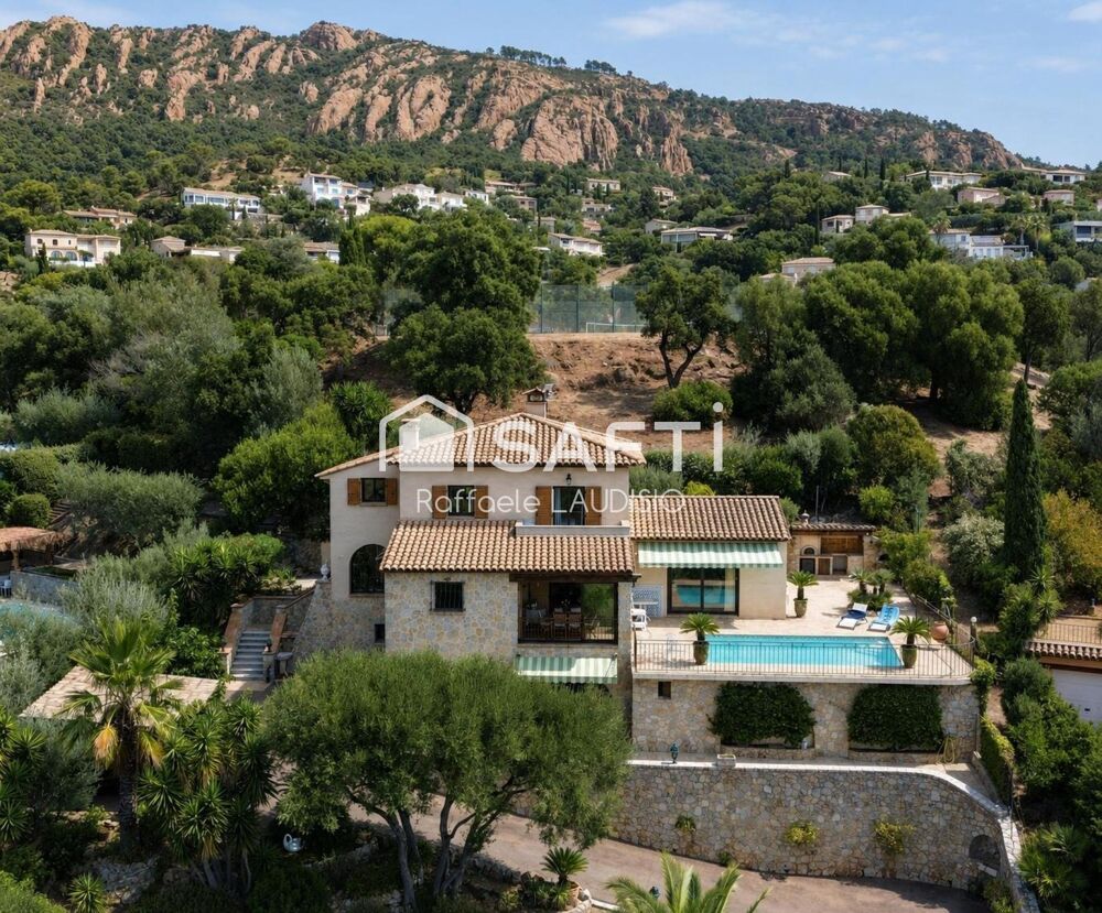 Villa vue panoramique, 500mt de la mer