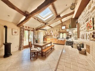  Maison à vendre 11 pièces 365 m²