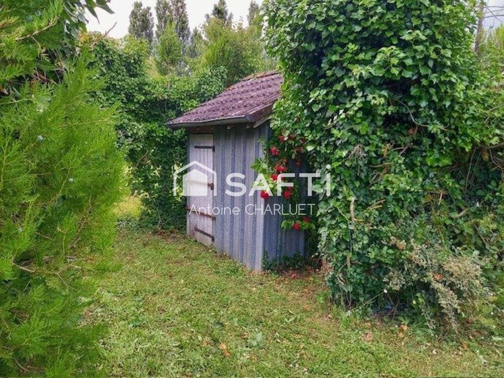 Vente Terrain Terrain 1750m² constructible et borné Clion