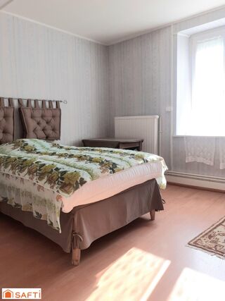 Maison à vendre 15 + pièces 615 m²