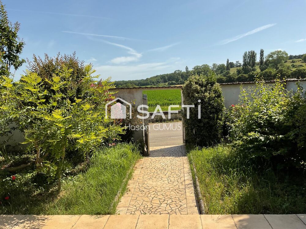 Vente Maison Maison familiale, trois chambres avec grande véranda et un terrain de 2498 m² Albon