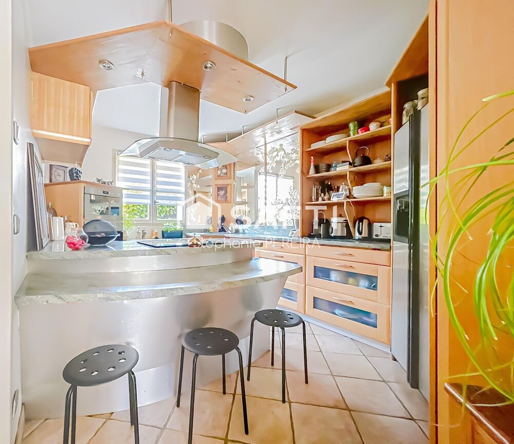 Vente Maison Maison non mitoyenne : 5 chambres, séjour de 48 m² Gournay-sur-marne