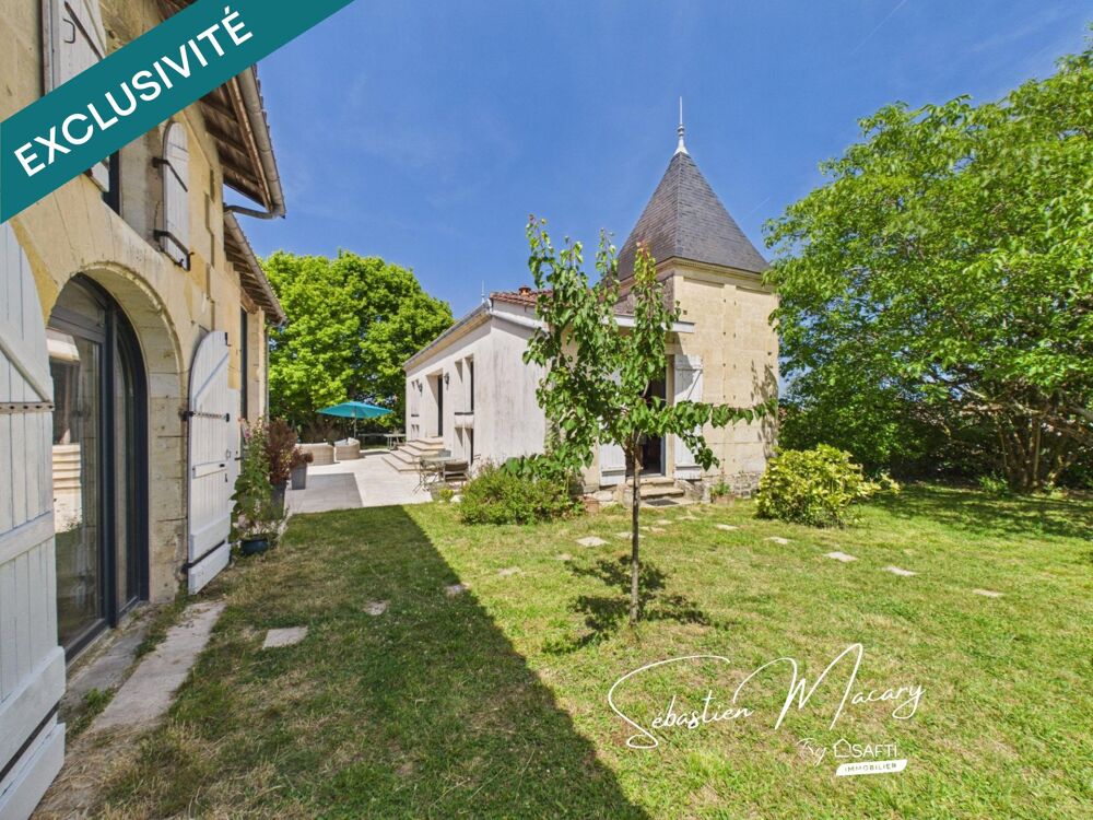 Maison en pierre avec piscine et dépendances