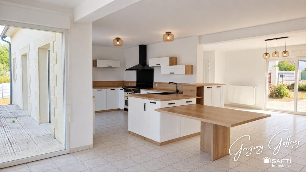 Vente Maison Pièce à vivre de plus de 100m² ! Mutrecy