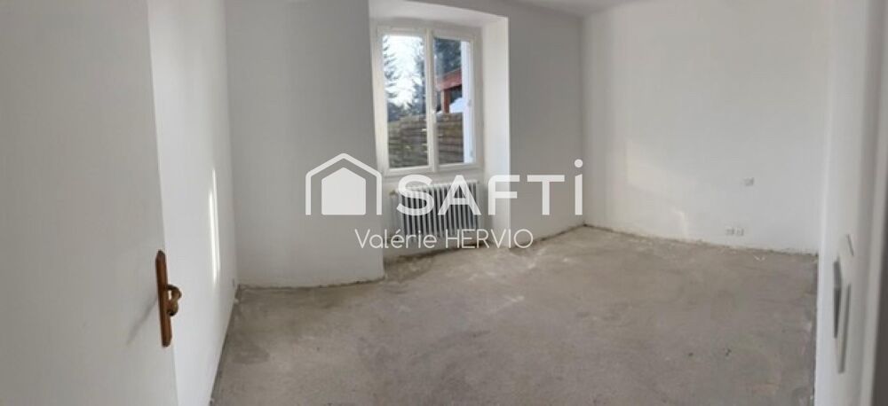 Vente Maison Ensemble immobilier rare avec fort potentiel d'aménagement Larre