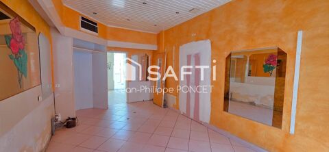 &Agrave; LOUER – Local commercial en centre-ville d'Abbeville 850 80100 Abbeville
