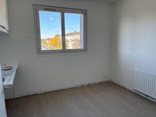 Vente Appartement BEL APPARTEMENT AVEC JARDIN COMMUN AU VERT-GALANT, Tremblay-en-france
