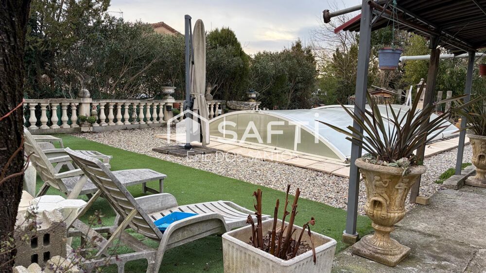 Maison 187M2 Gros potentiel Piscine coque Couverte