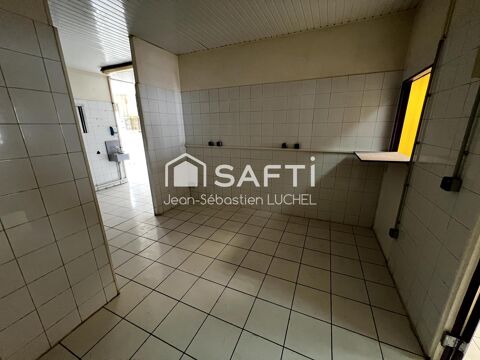   À louer – Local commercial de 156 m² – Z.I de Champigny, Ducos 
