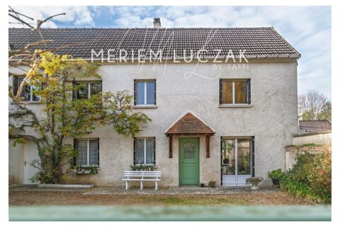   ? Ancienne b�tisse pleine de charme � 155 m� � Grand terrain Maison - 7 pi�ce(s) - 155 m�