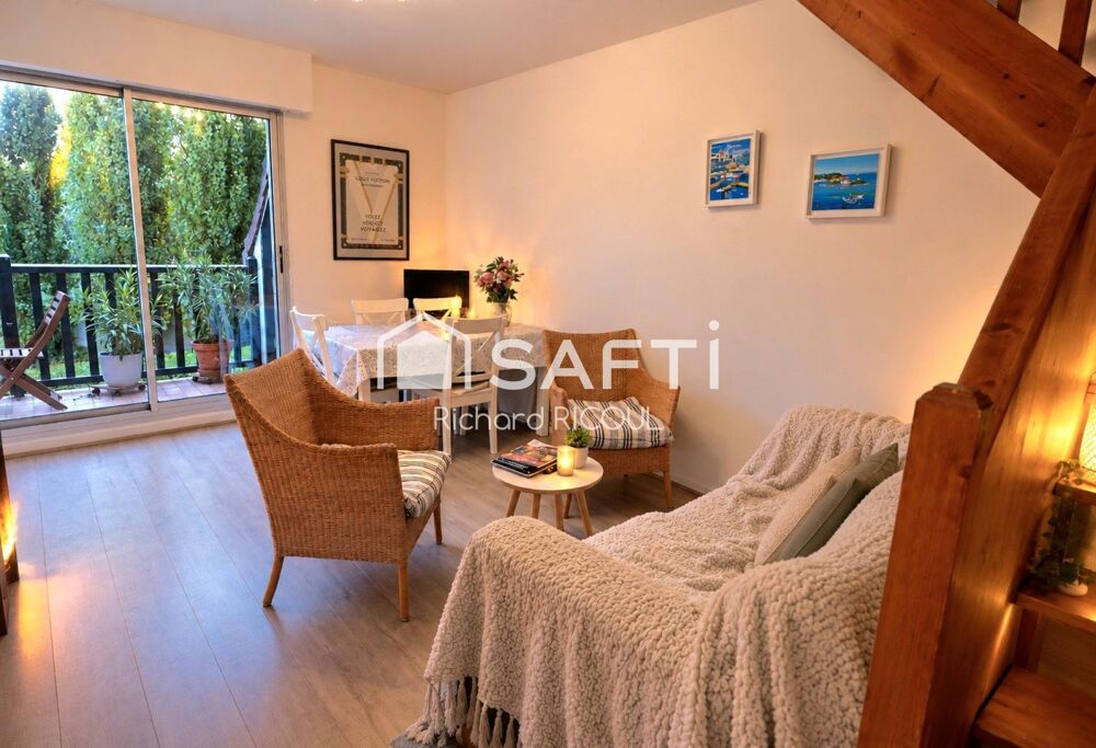 Vente Appartement Dans l'éventail. Duplex 53m² - Cheminée - Plage 9' à pied - 2 ch, 2 sdb. Cabourg