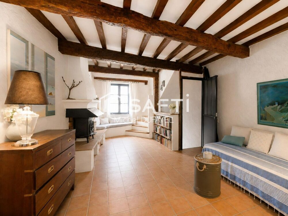 Maison de village avec terrasse plein sud