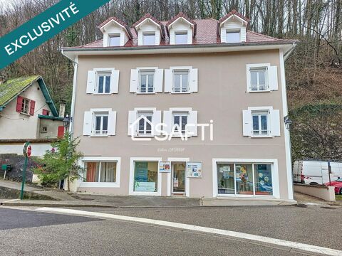 St Laurent du Pont, Local d'activit&eacute;s professionnelles de 90m&sup2; plein centre. 155000 38380 Saint-laurent-du-pont