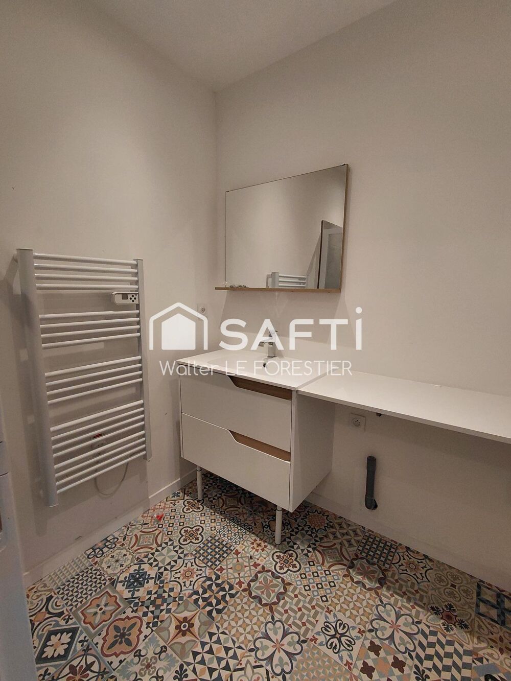 APPARTEMENT T3 RENOVE AVEC JARDIN ET PLACE DE PARKING