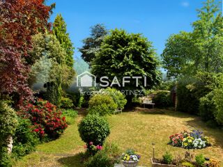  Maison à vendre 15 + pièces 396 m²