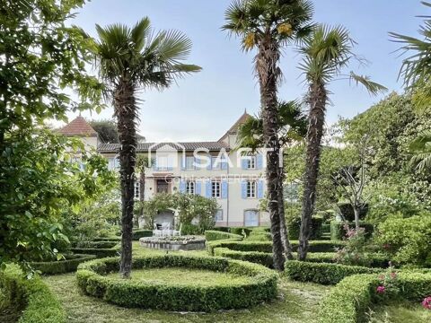   Demeure de prestige avec parc et piscine, � 35 min de Toulouse Maison - 7 pi�ce(s) - 373 m�