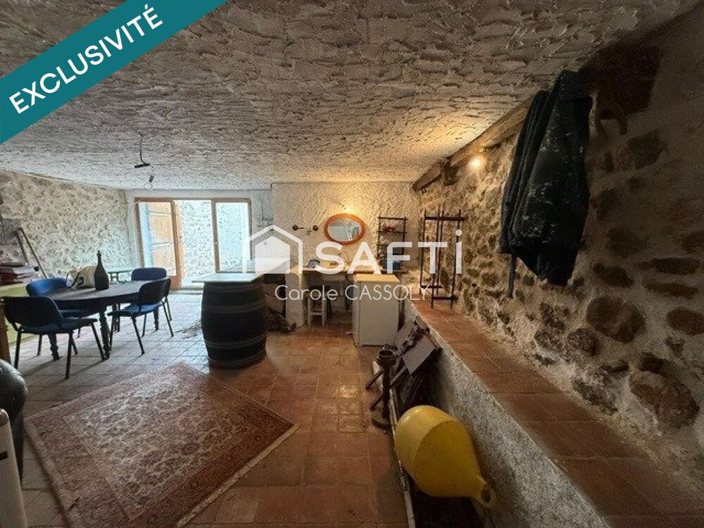 Vente Maison Grange toit refait  assainissement électricité  et eau Tarerach