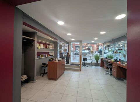   Fonds de commerce coiffure & esthétique clé en main – Centre-ville de Saint-Just-en-Chaussée 