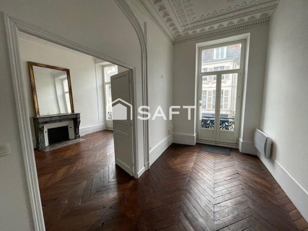 Orléans hyper centre, appartement 129 m2 à rénover