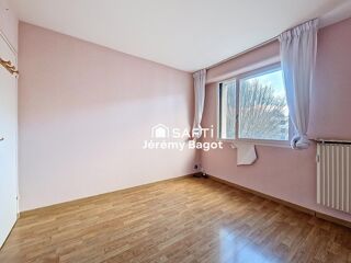  Appartement � vendre 4 pi�ces 84 m�