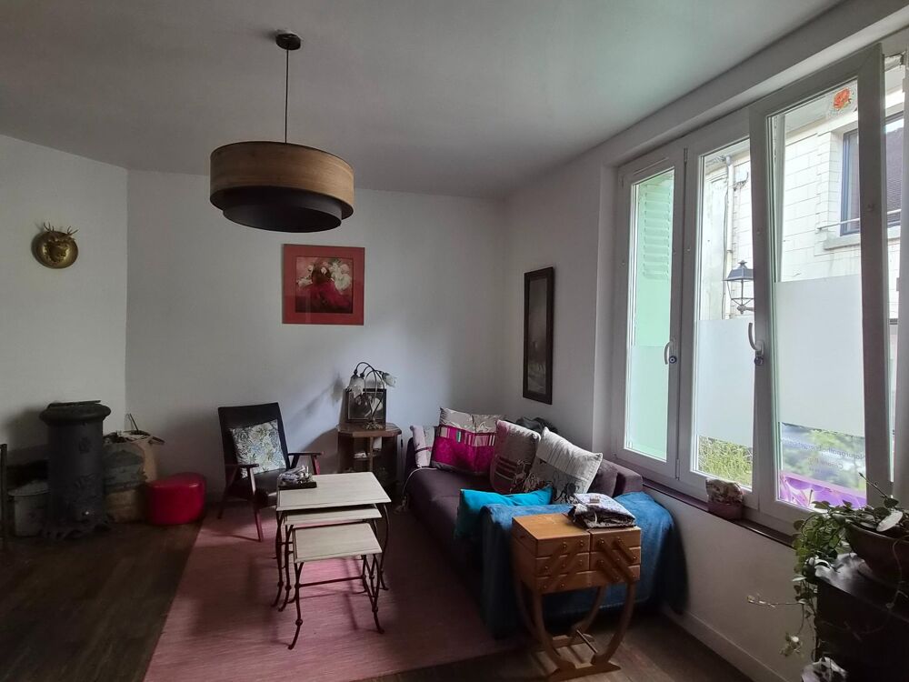 MAISON DE VILLE AVEC JARDIN