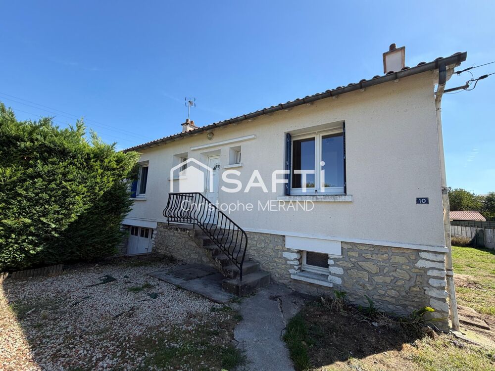Deux maison dans le Centre de Dange Saint Romain