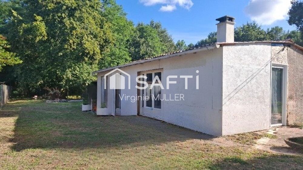 Vente Maison Maison à rénover avec terrain St-Germain-d'Esteuil Saint-germain-d'esteuil