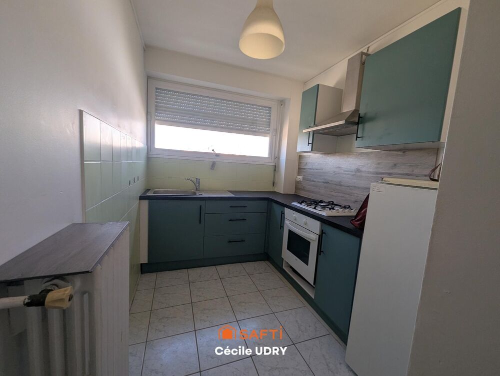 Pour investisseur, bel appartement rénové en 2023 dans le centre de Tours.