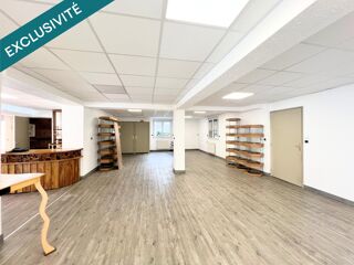  Immeuble à vendre 255 m²