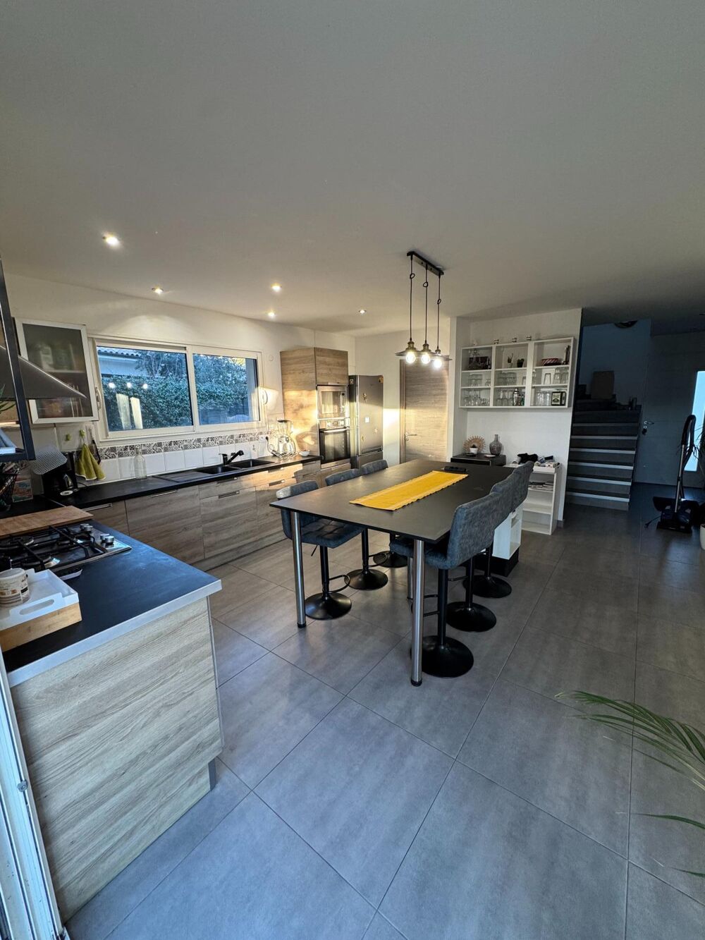 Vente Maison Villa provençale contemporaine avec piscine/jardin Beaulieu