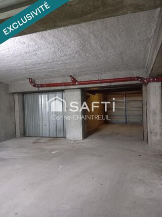  Parking / Garage à vendre 