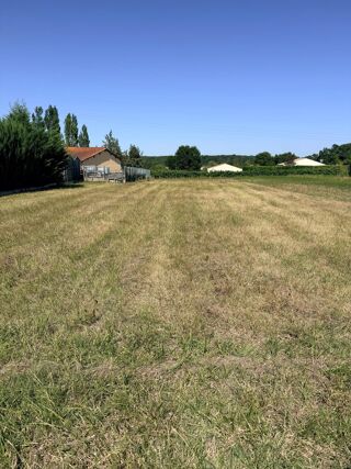  Terrain à vendre 833 m²