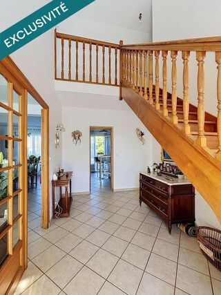 Vente Maison Maison familiale confort de plain-pied avec 4 chambres et 2 garages Sissonne