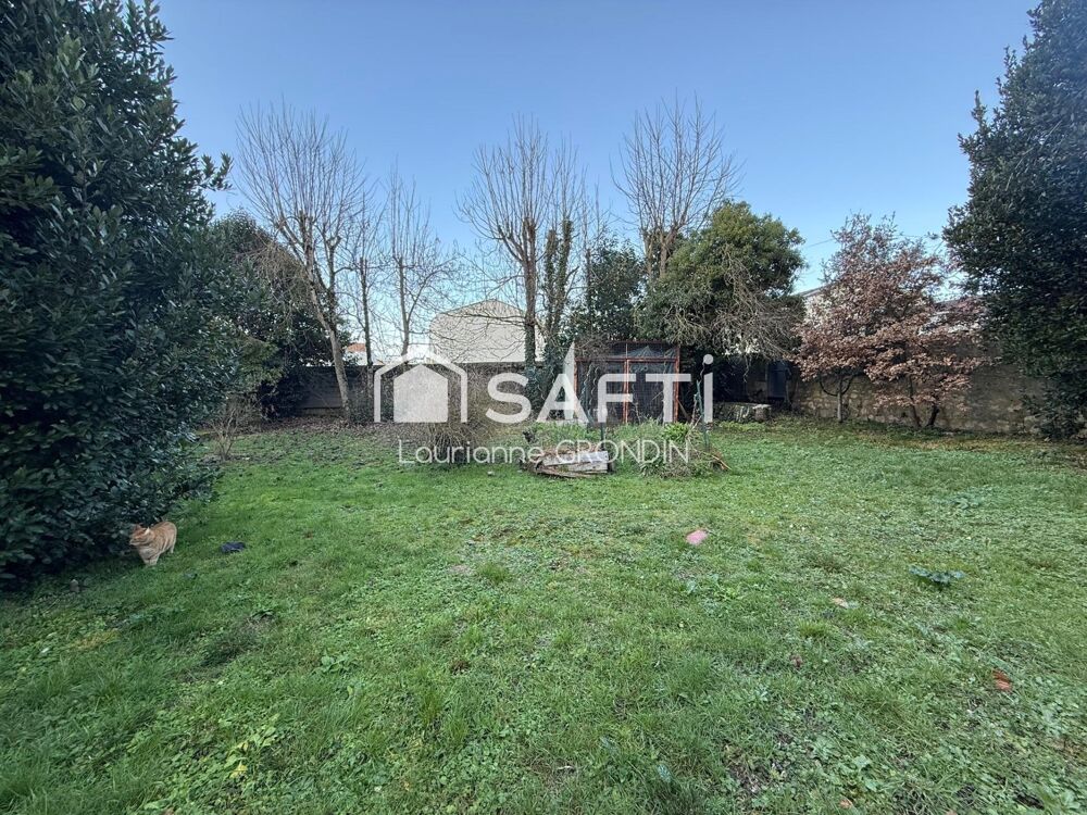 Vente Terrain TERRAIN CONSTRUCTIBLE CENTRE VILLE - SAINT JEAN D ANGELY Saint-jean-d'angely
