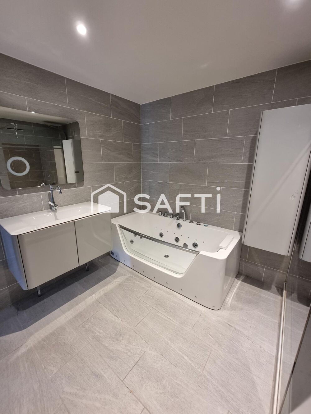 Vente Maison LOFT Rénové – 150 M² – 3 Chambres – Toît terrasse Limoges