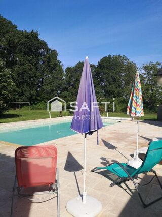  Maison � vendre 10 pi�ces 262 m�