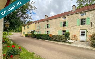  Maison à vendre 14 pièces 440 m²