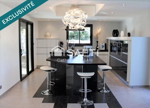   maison de 156 m2 avec piscine, jardin, garage Maison - 6 pice(s) - 156 m