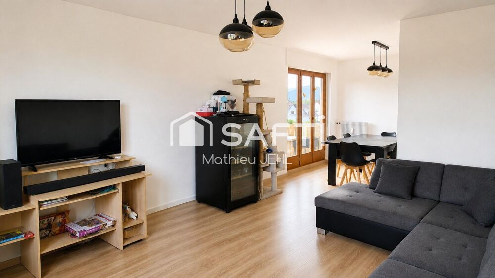 4/5 pièces de 86 m² - 2 balcons et superbe vue montagnes
